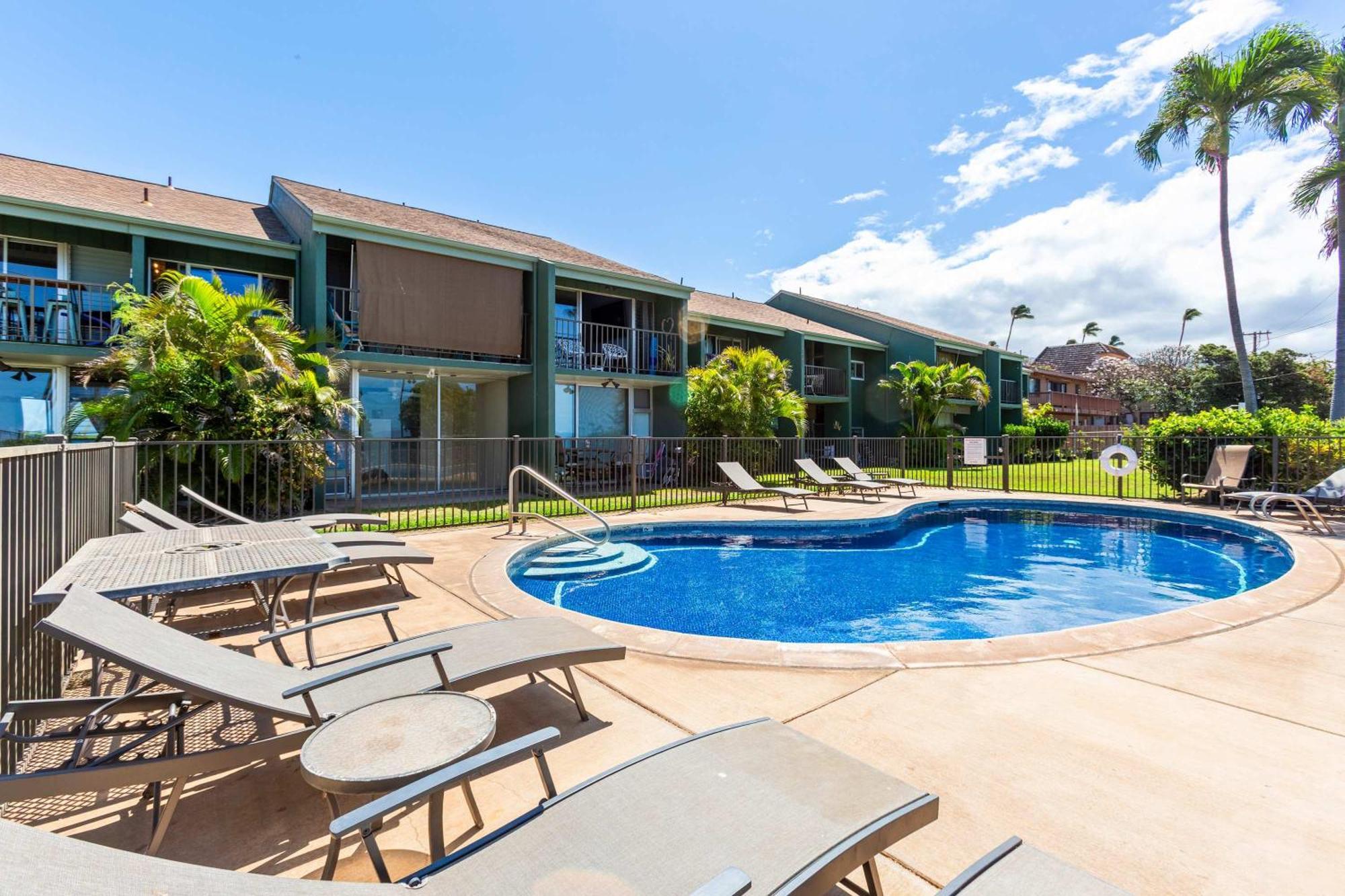 Bright Kihei Condo Across From Beach Pool Ac Sleeps 4 Bagian luar foto